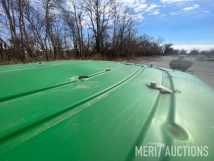 2014-john-deere-7230r-image-44