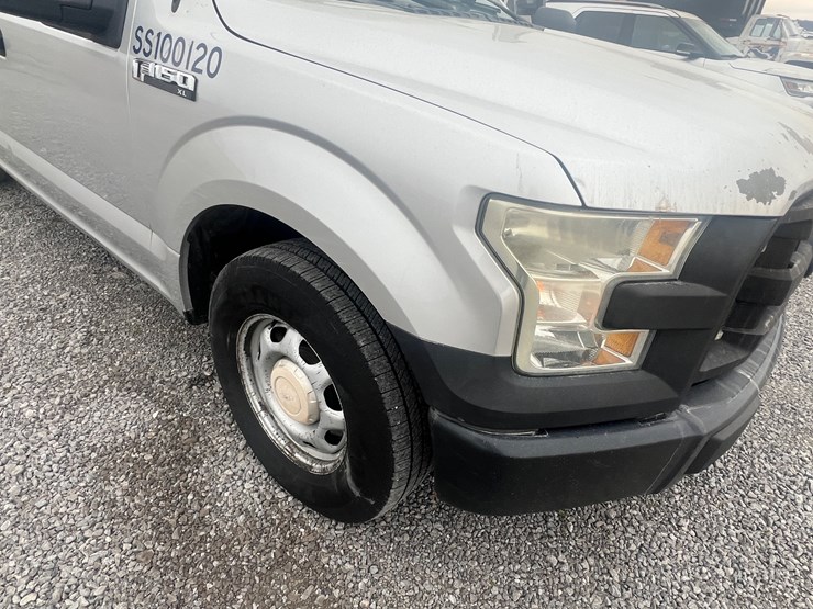 2015-ford-f150-xl-image-13