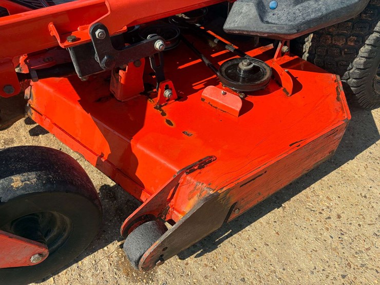 badboy-"rebel"-62"-zero-turn-mower-(968.8-hours)-image-12