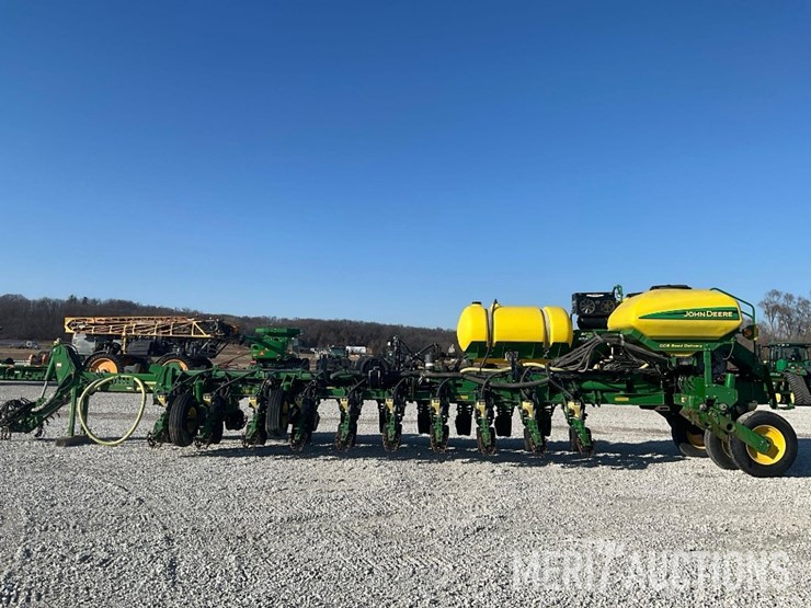 2009-john-deere-1770nt-image-2