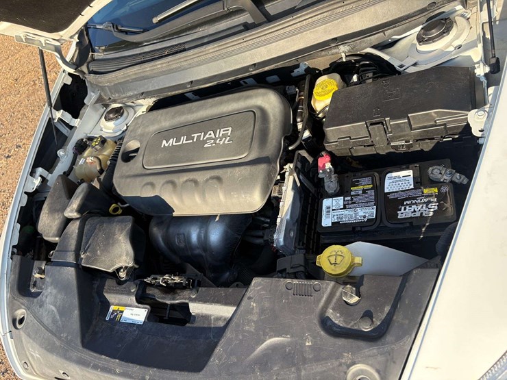 2014-jeep-cherokee-image-24