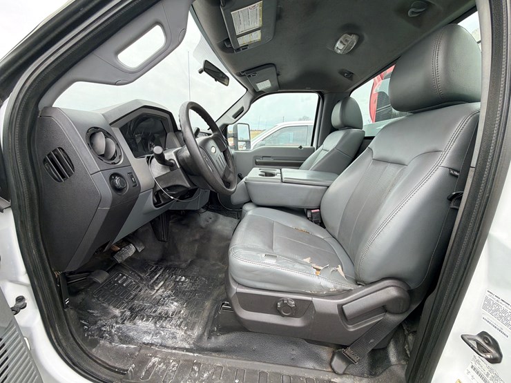 2011-ford-f350-image-12