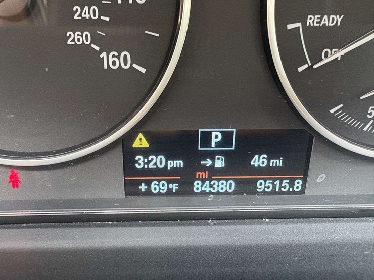 2014-bmw-320i-4-door-sedan-(84,380-miles)-image-26