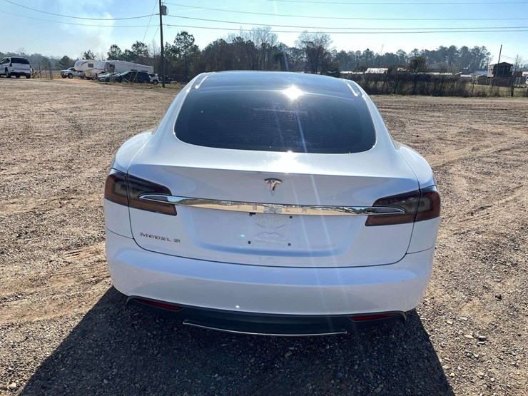2013-tesla-model-s-4-door-sedan-(135,834-miles)-image-6