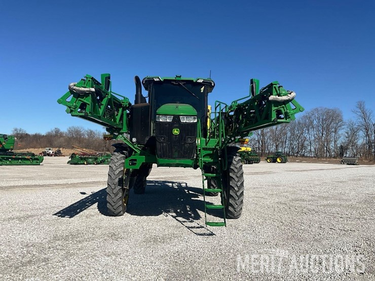 2022-john-deere-410r-image-7
