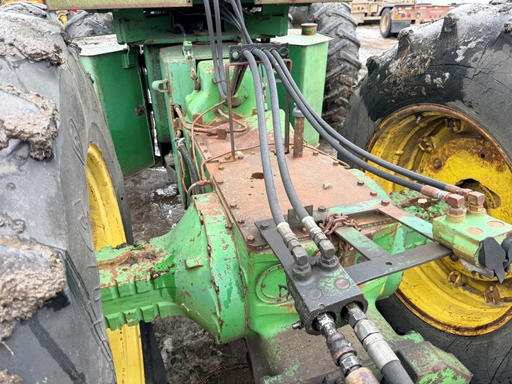 1973-john-deere-7520-image-26