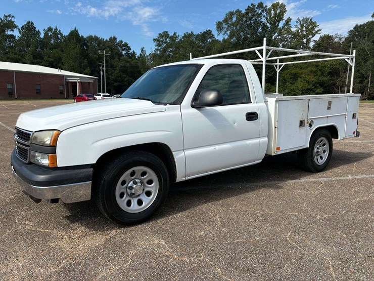 2007-chevrolet-silverado-1500-image-1