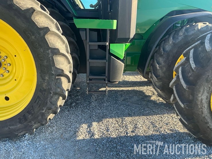 2023-john-deere-8r-310-image-31