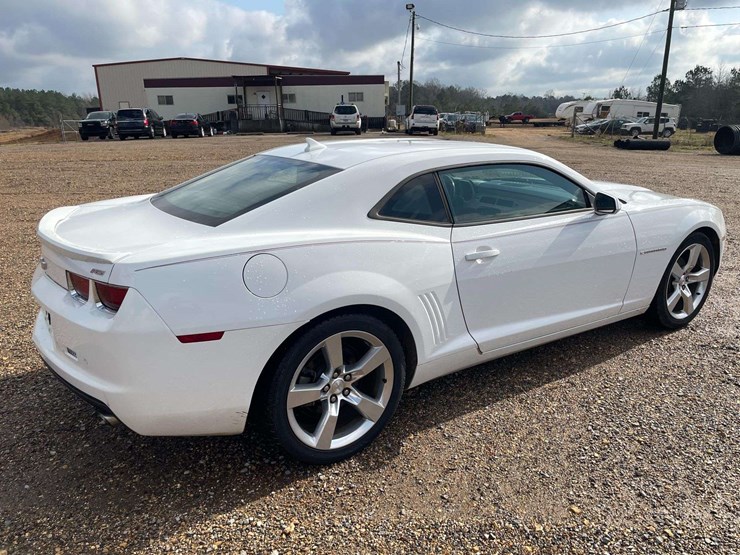 2012-chevrolet-camaro-2-door-coupe-(152,885-miles)-image-3