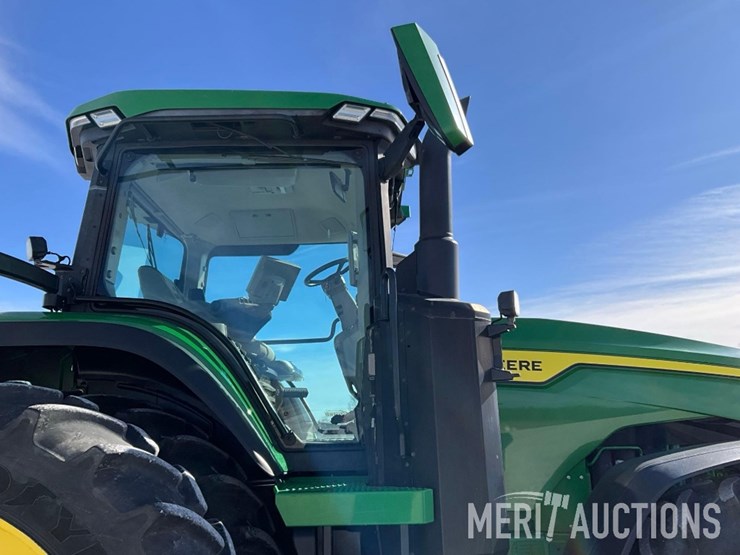 2023-john-deere-8r-310-image-31