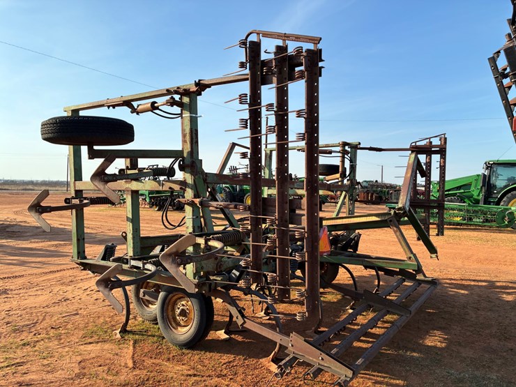 john-deere-1610-image-5