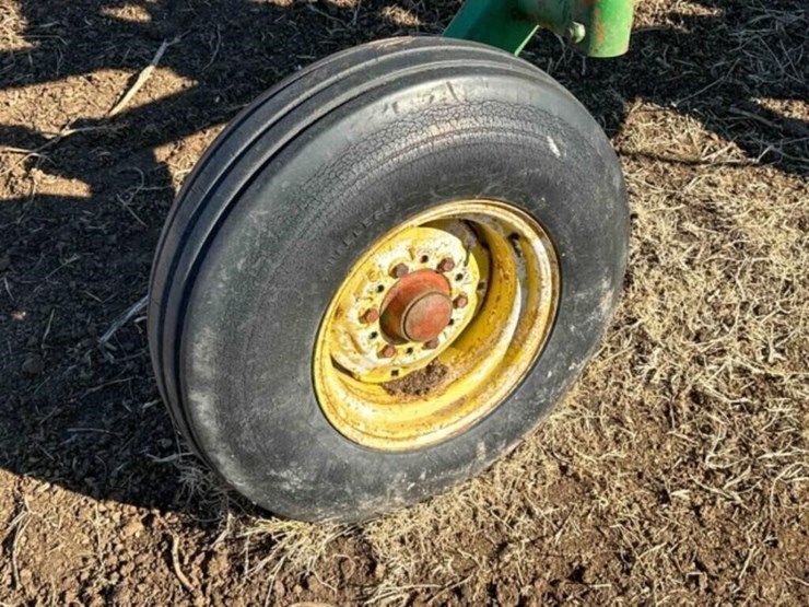 blanchat-10-bottom-plow-image-21