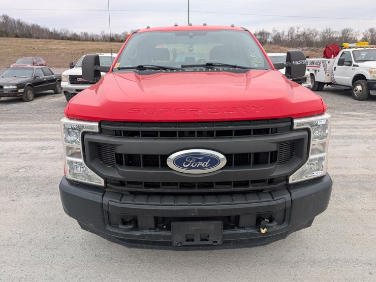 2020-ford-f350-xl-image-5