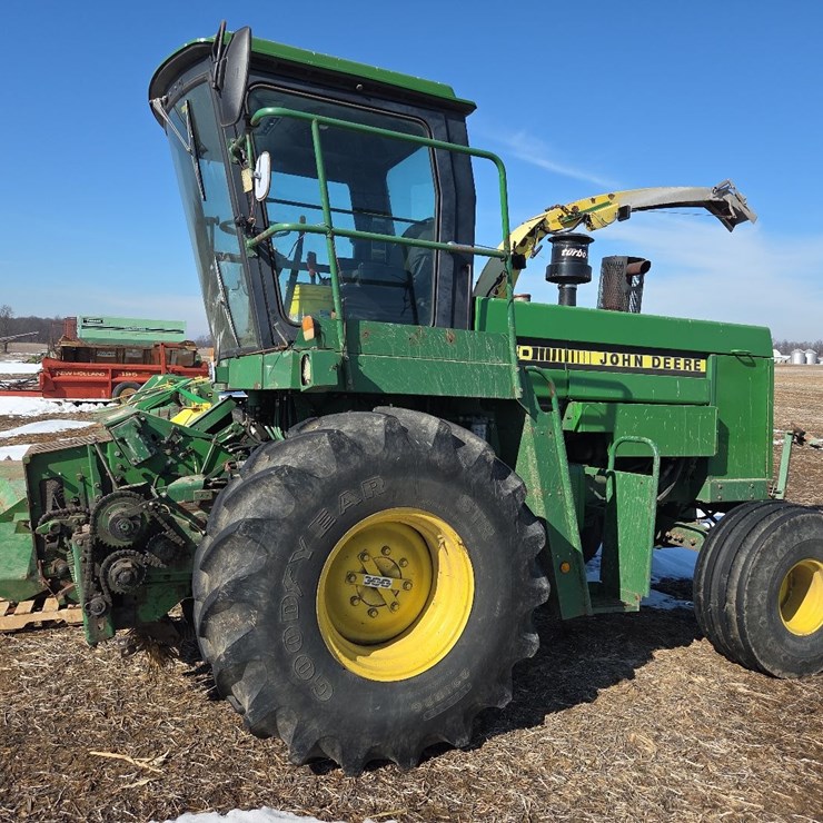 JOHN DEERE 5730