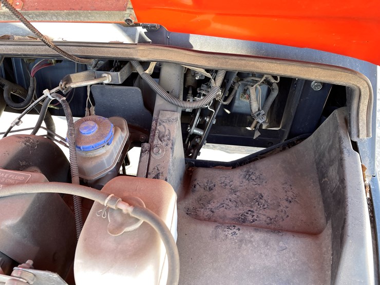 kubota-rtv-x900-image-10