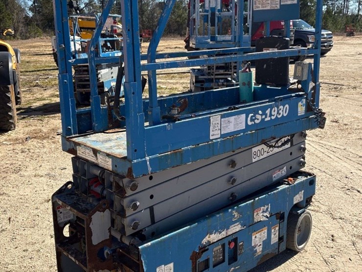 2018-genie-gs1930-image-1