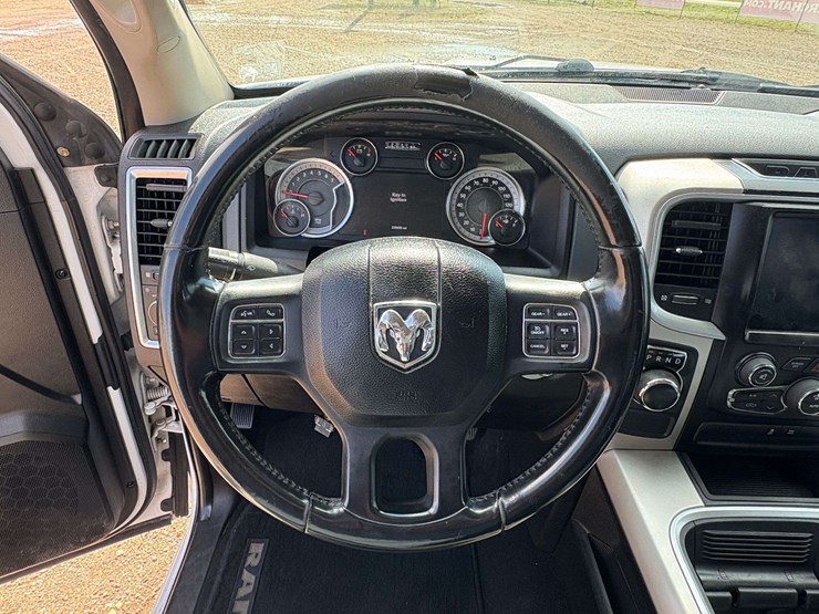 2019-dodge-ram-1500-image-10