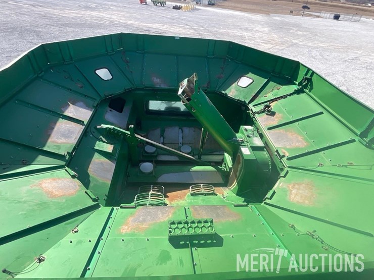 2021-john-deere-s790-image-45