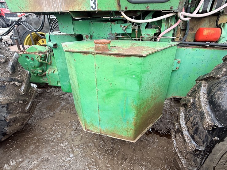 1973-john-deere-7520-image-17