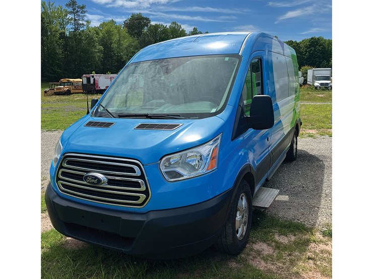 2019-ford-transit-image-1