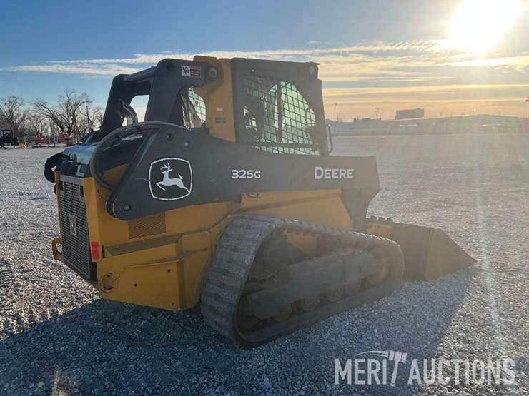 2022-deere-325g-image-5