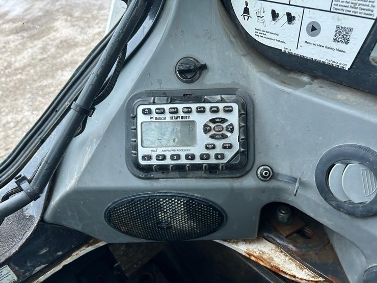 2019-bobcat-t870-image-26