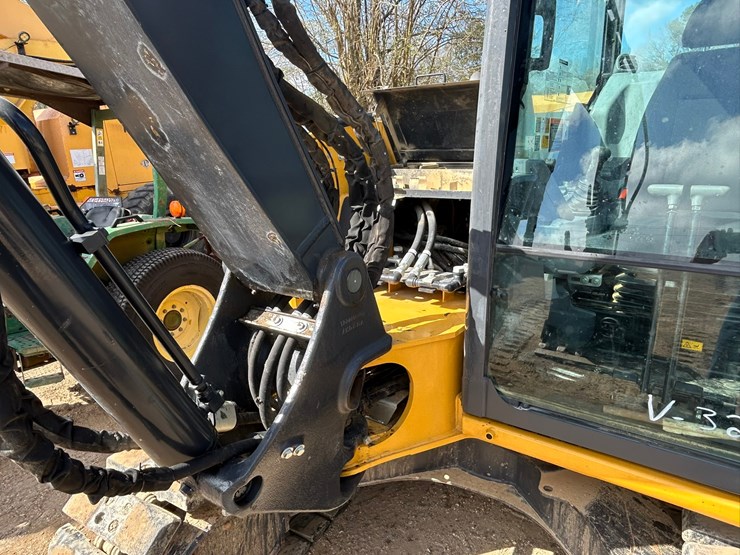 2023-deere-85-p-tier-image-14