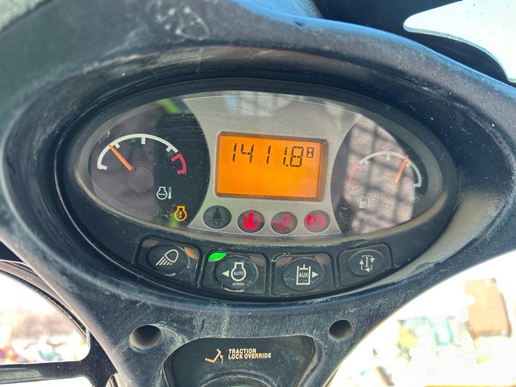 2022-bobcat-t595-image-21