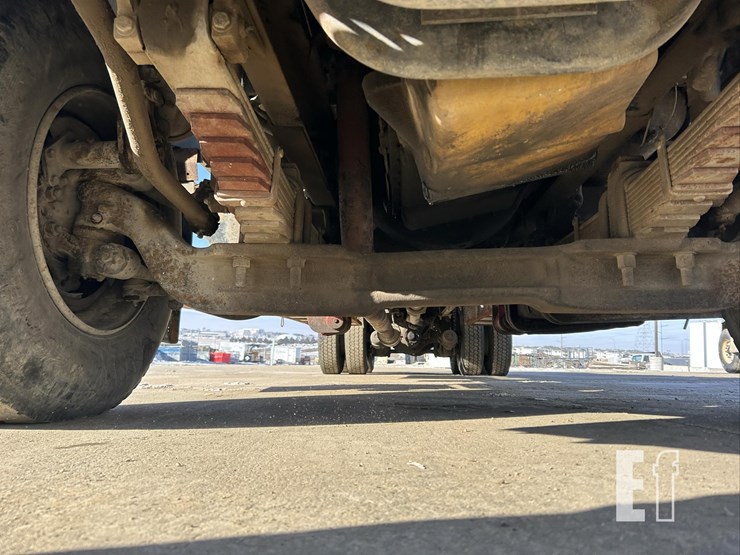 1994-ford-l9000-image-29