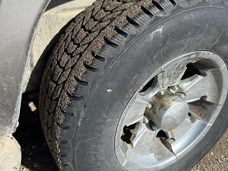 2003-ford-excursion-image-10