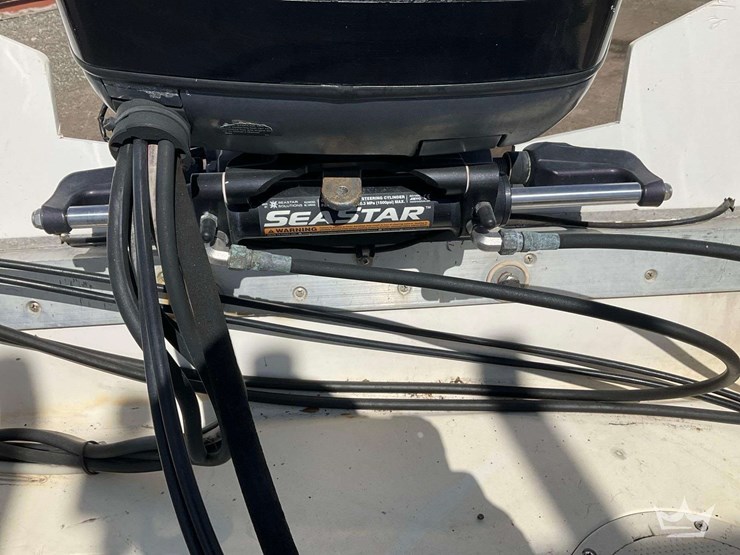 1985-23ft-mako-center-console-boat-with-2011-28ft-hmde-trailer-image-34