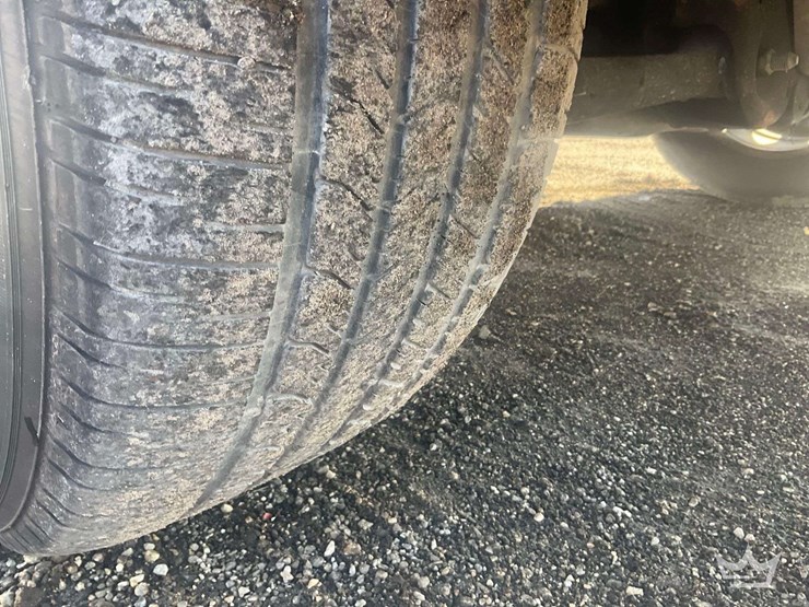 2019-chevrolet-tahoe-image-34