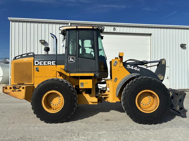 2011-deere-544k-image-4