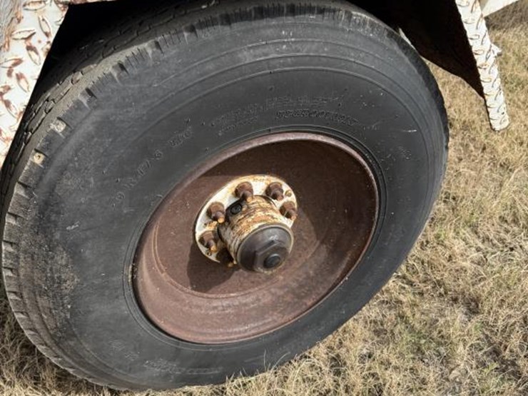 1996-butler-pole-image-5