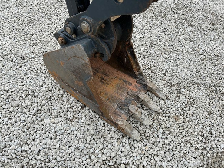 2023-bobcat-e35-image-9