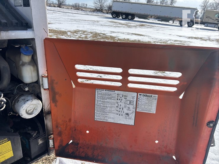 bobcat-642b-image-19