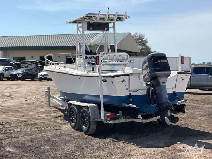 1985-23ft-mako-center-console-boat-with-2011-28ft-hmde-trailer-image-4