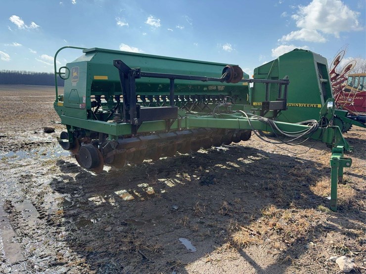 john-deere-1560-image-2