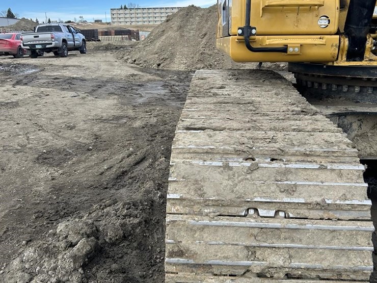 2023-caterpillar-336-image-39