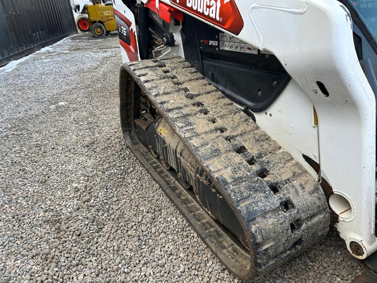 2023-bobcat-t76-image-12