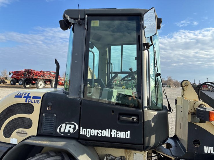 2005-ingersoll-rand-wl350-image-30