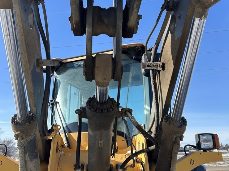 2012-volvo-l70g-image-76