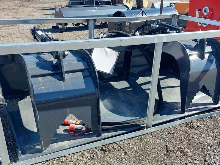 wolverine-skid-steer-grapple-bucket-6'-image-1