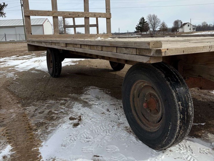 hay-rack-wagon-image-2
