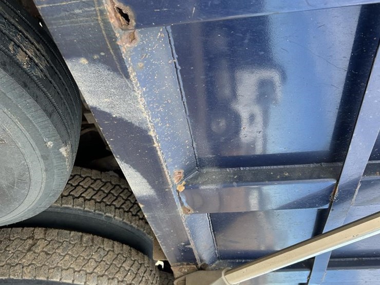 2007-freightliner-columbia-120-image-11