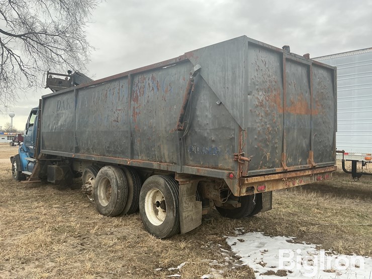 2003-sterling-lt9500-image-7