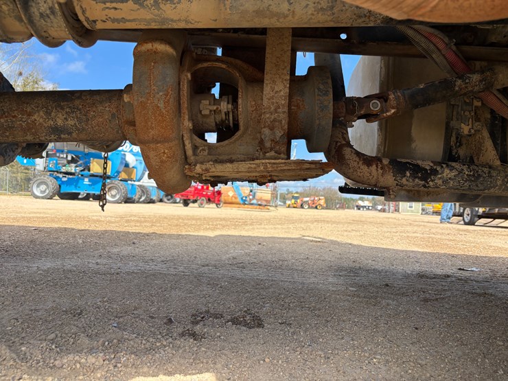 2015-international-durastar-4300-image-13