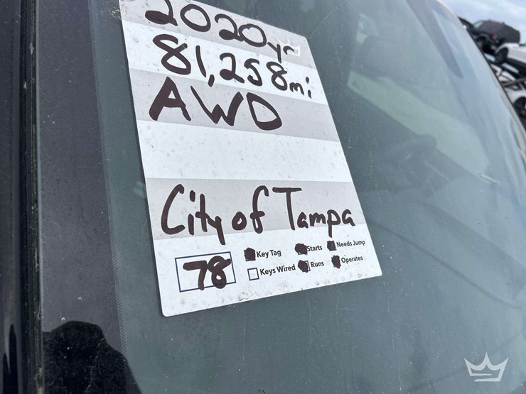 2020-ford-explorer-image-23