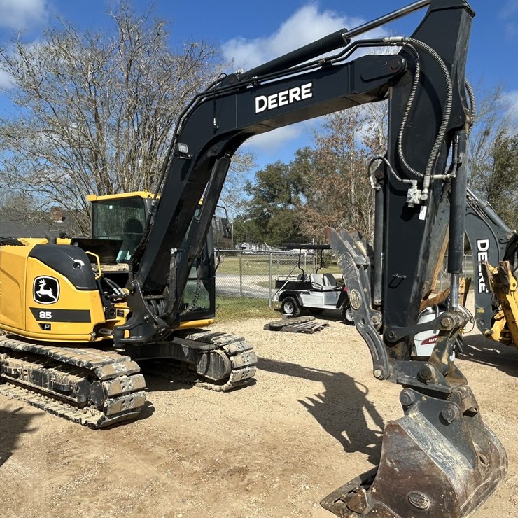 2023 DEERE 85 P-TIER