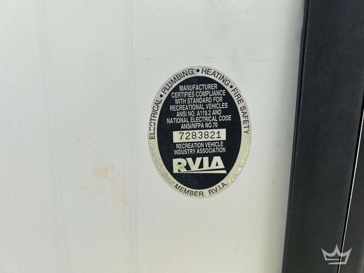 2001-freightliner-allegro-bus-class-a-motorhome-image-11